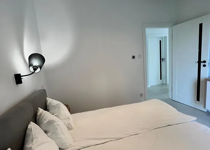 Pole W Dole ايوافا