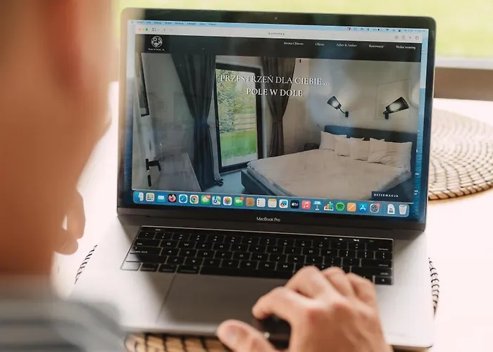 بيت للعطل Pole W Dole